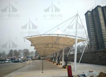 膜結(jié)構(gòu)車(chē)棚膜布為什么要拼接?